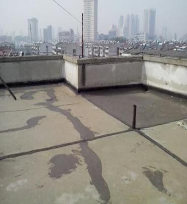 临颍漏水维修 楼顶漏水是什么原因，楼顶漏水维修方法是什么?